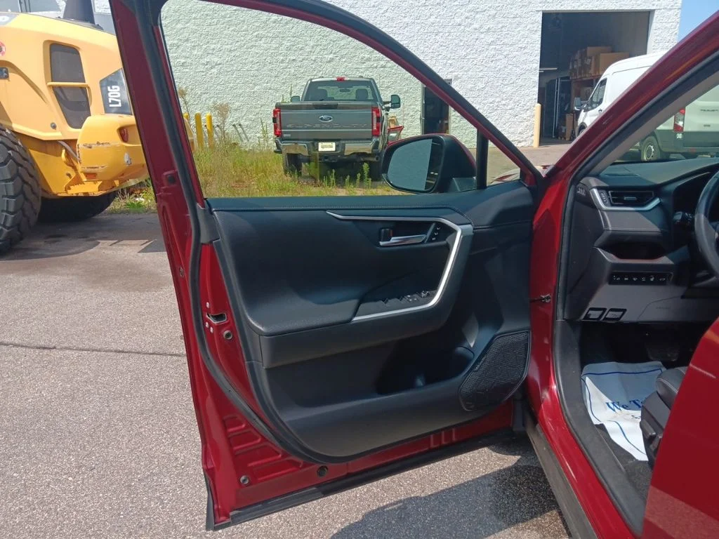 Used 2019 Red Metallic Toyota Limited image 14