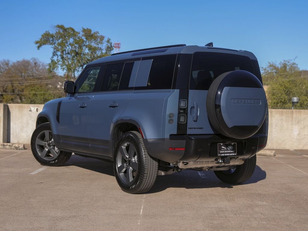 2026 Land Rover Defender S - Photo 6