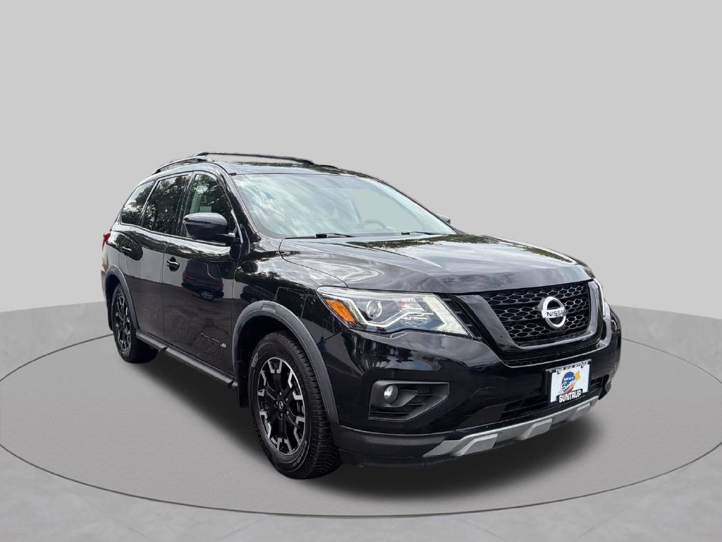 Used 2020 Black Nissan SL image 8