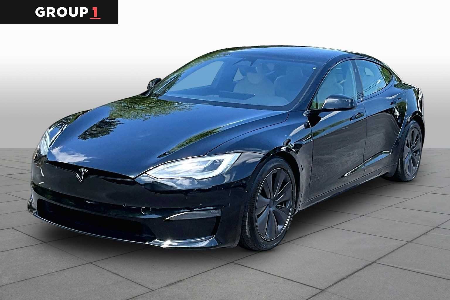 2021 Tesla Model S Plaid's photo