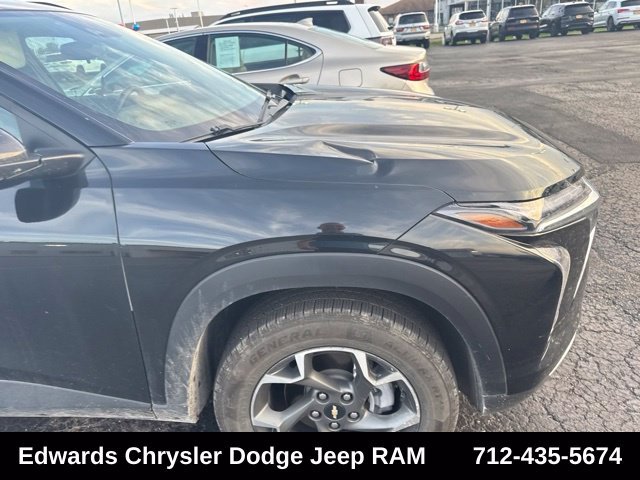 Used 2024 Black Chevrolet LT image 17