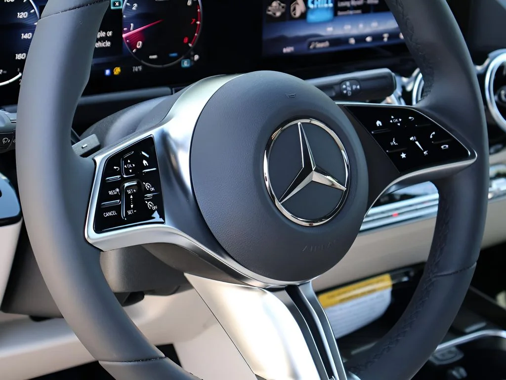 Certified Used 2026 Mountain Gray Metallic Mercedes-Benz GLA 250 image 20