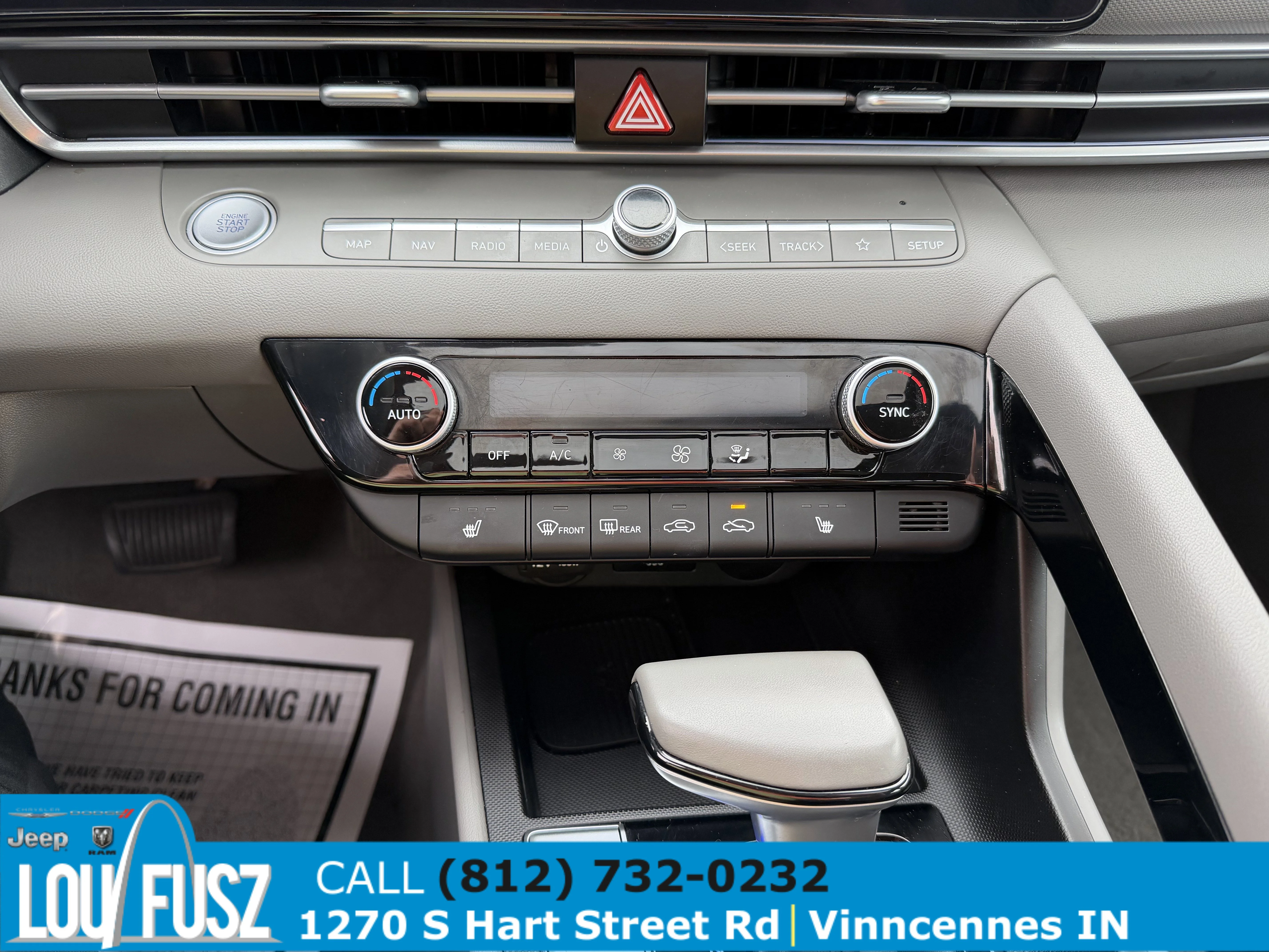 Used 2025 Amazon Gray Hyundai SEL Convenience image 19