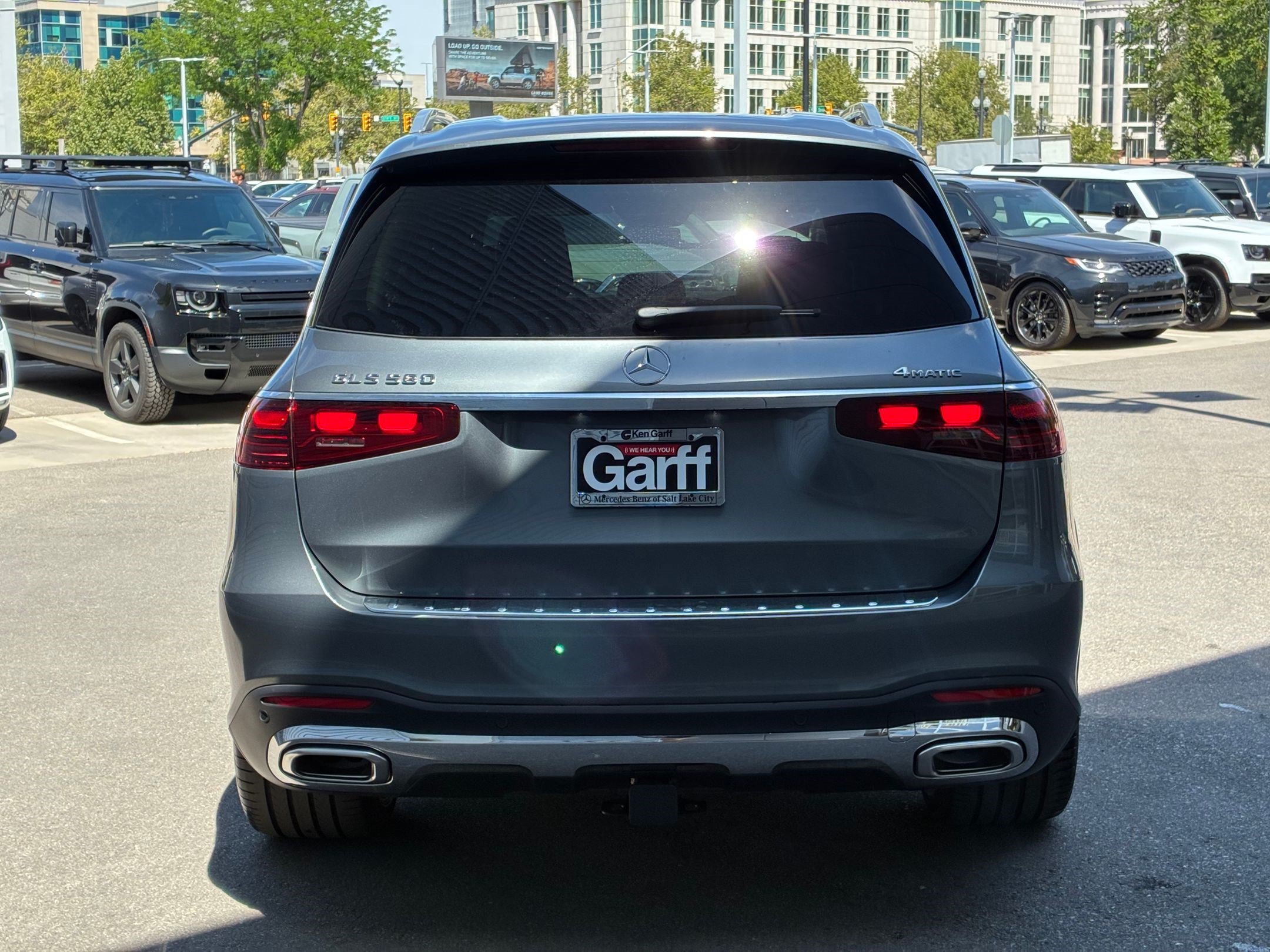 New 2026 Selenite Grey Metallic Mercedes-Benz GLS 580 image 32