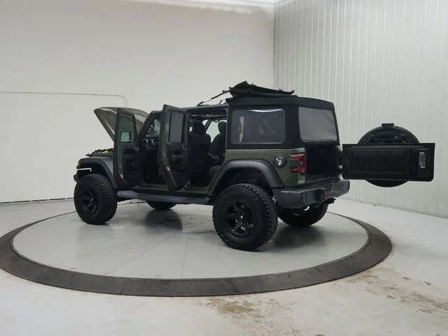 Used 2020 Green Jeep Unlimited Sport S image 14