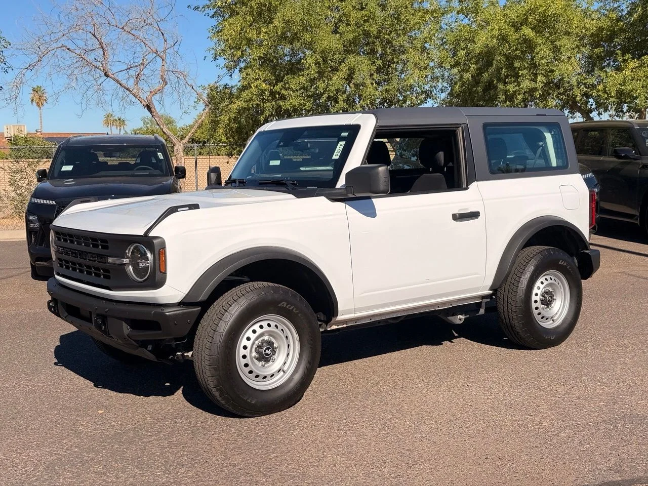 2023 Ford Bronco Base 4x4's photo