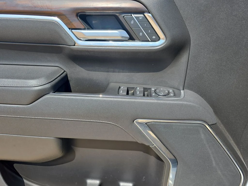 2025 GMC Sierra 1500 SLT - Photo 64