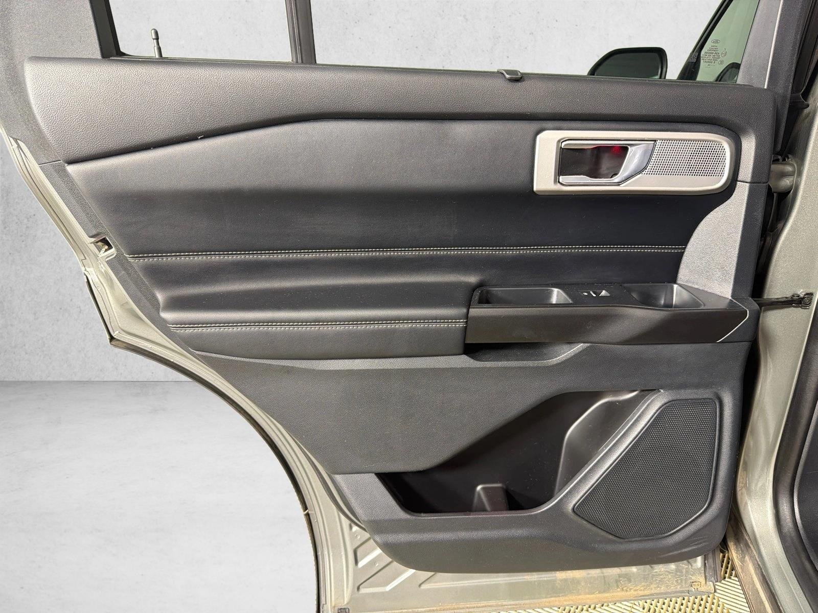 Used 2020 Silver Spruce Metallic Ford Limited image 23