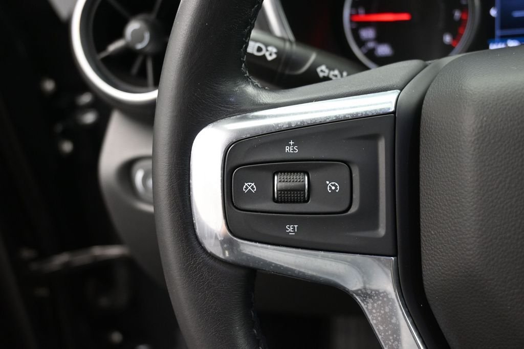 Used 2020 Gray Chevrolet LT image 3