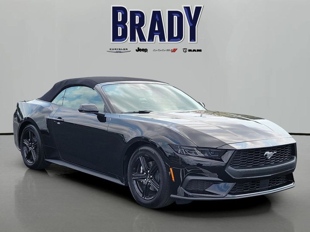 2026 Ford Mustang EcoBoost Premium Convertible's photo