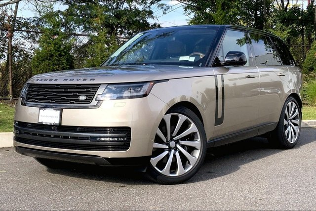2025 Land Rover Range Rover SE