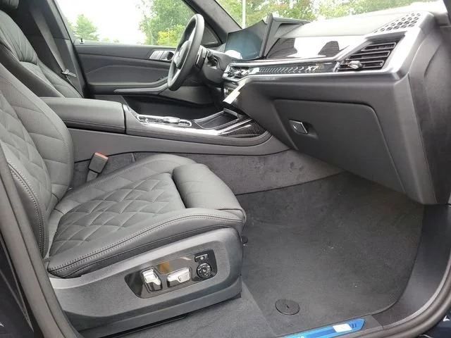 New 2027 Carbon Black Metallic BMW xDrive40i image 11