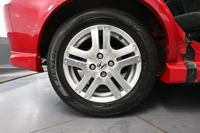 Used 2007 Red Honda Sport image 13