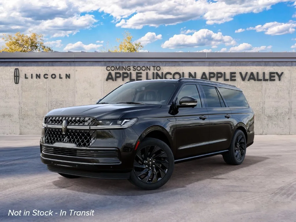 New 2027 Black Lincoln Reserve image 2