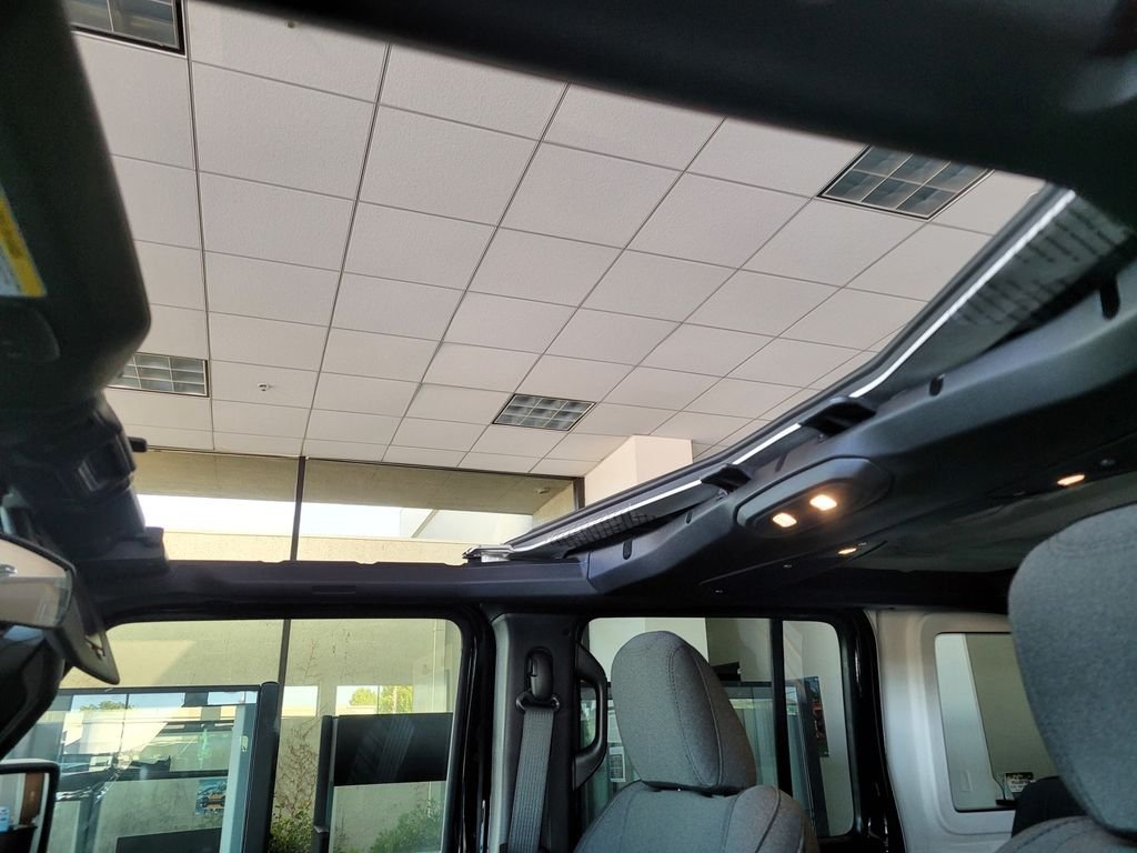 New 2026 Black Jeep 85th Anniversary Edition image 9