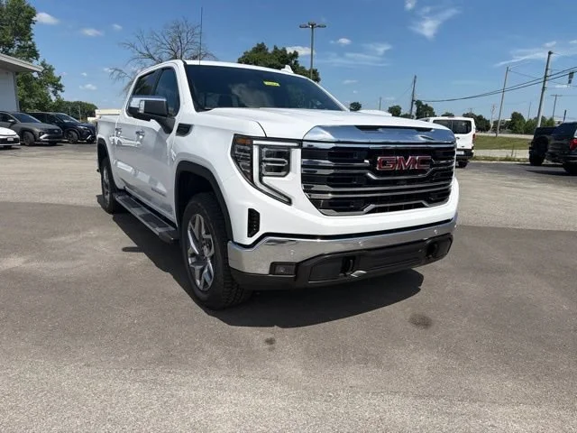 New 2026 Summit White GMC SLT image 4