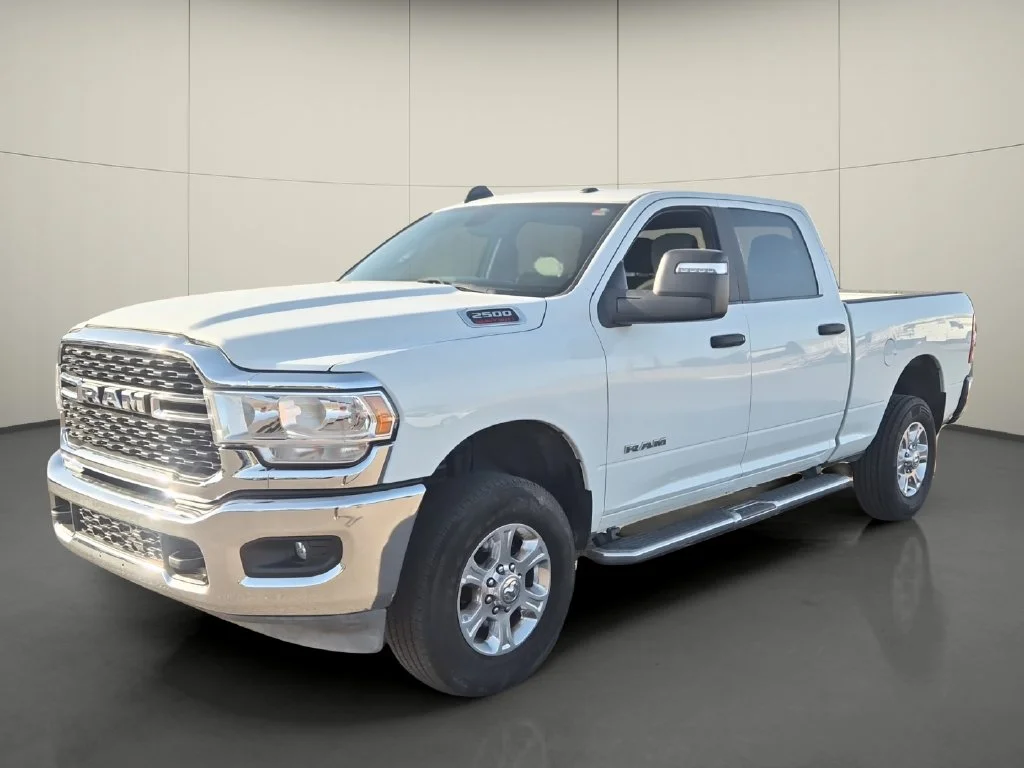 Used 2024 White Ram Big Horn image 3