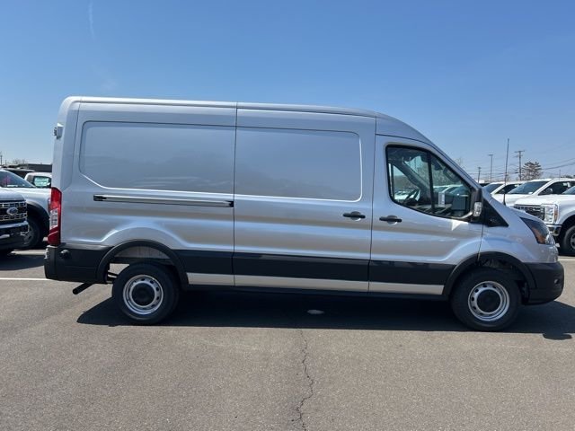 New 2026 Silver Ford Base image 8