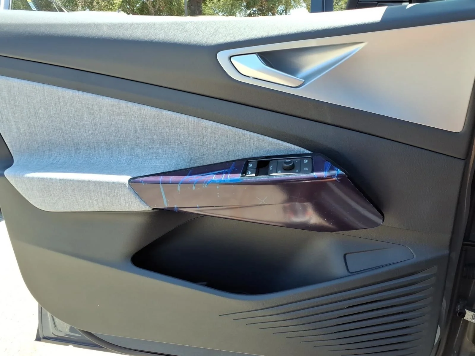 New 2026 Pure Gray Volkswagen Pro image 22