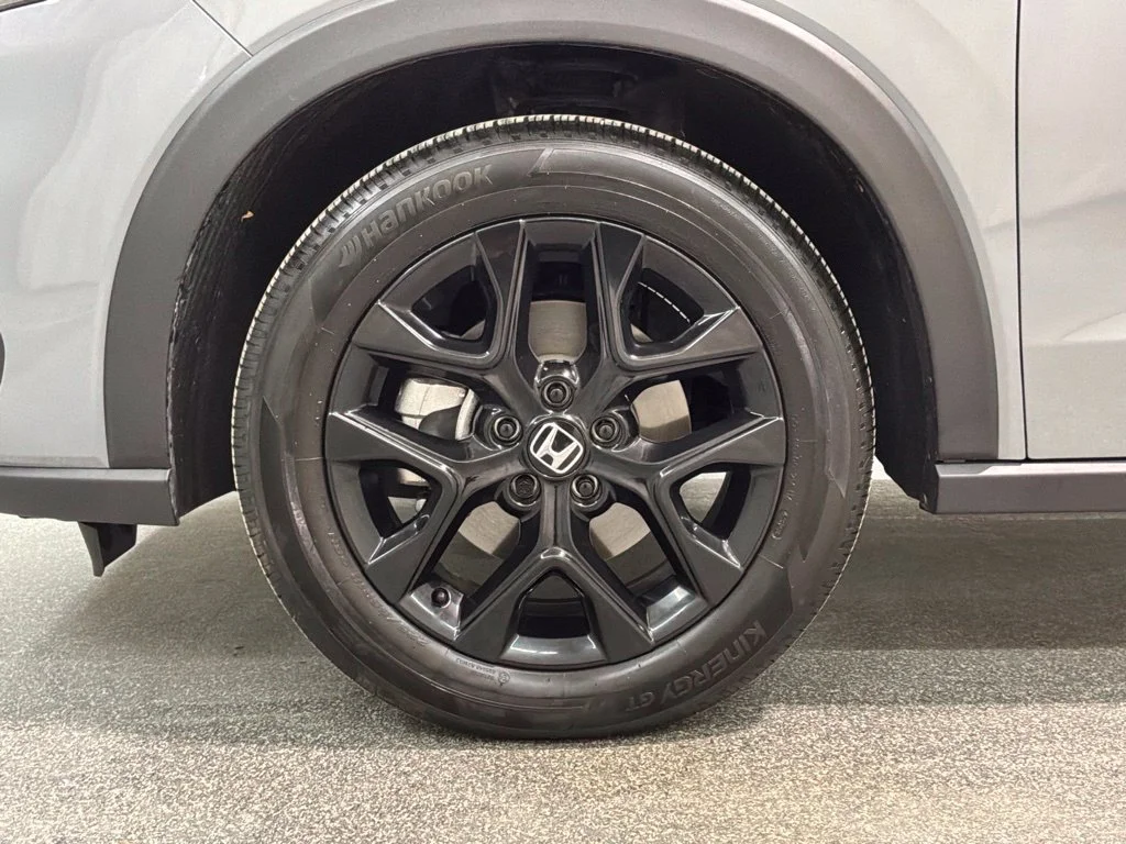 Used 2024 Urban Gray Pearl Honda 5DR AWD SPORT image 64