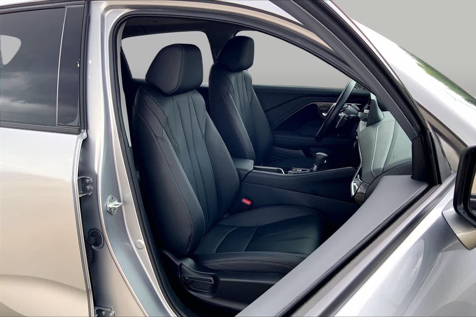 Used 2025 Solar Silver Metallic Acura  image 9