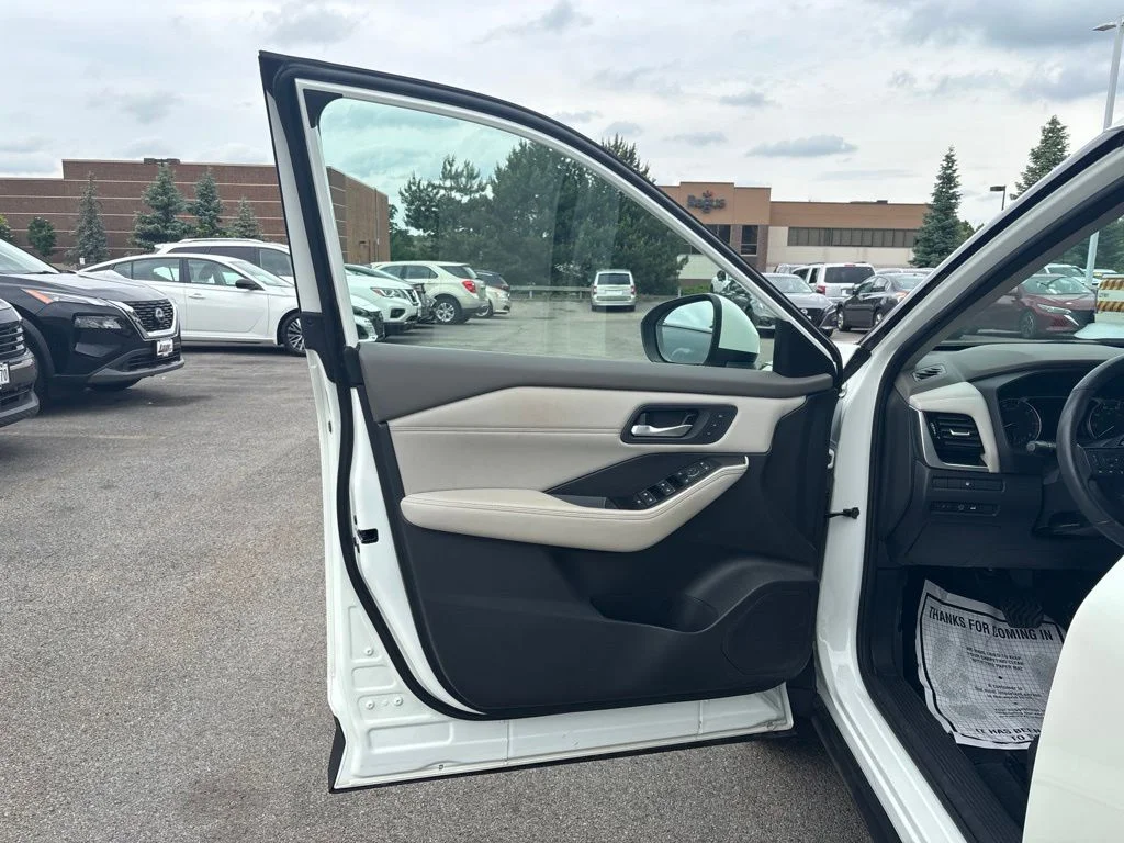 Certified Used 2023 White Nissan SL image 16