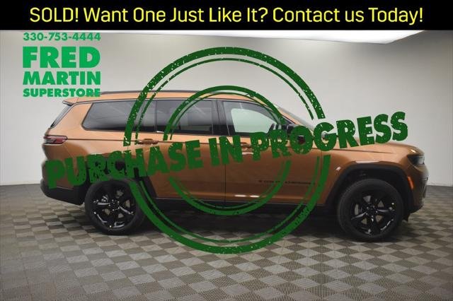 New 2026 Copper Shino Metallic Clear-Coat Exterior Paint Jeep Limited image 3