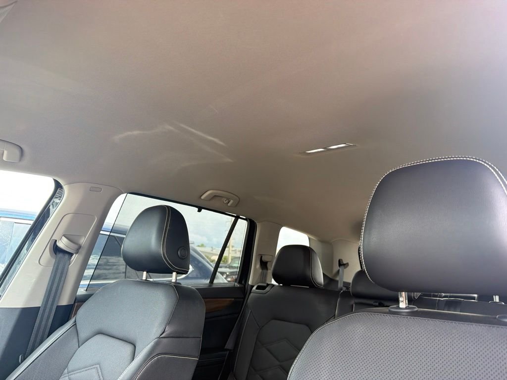 Used 2024  Volkswagen 2.0T SE w/Technology image 18