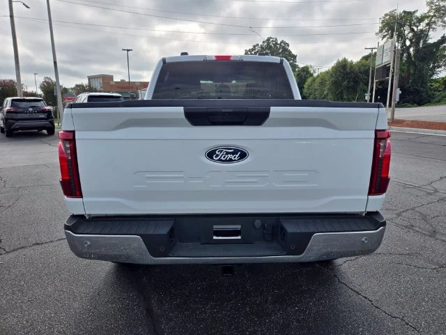 Used 2025 White Ford XLT image 7