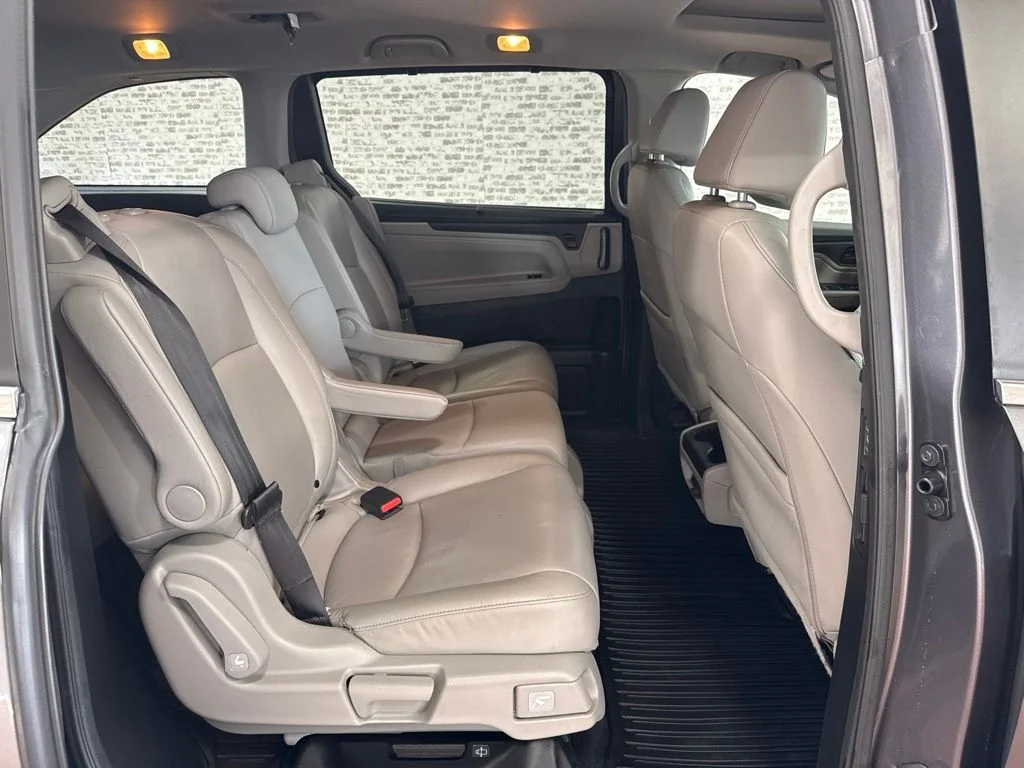 Used 2019 Gray Honda EX-L image 12