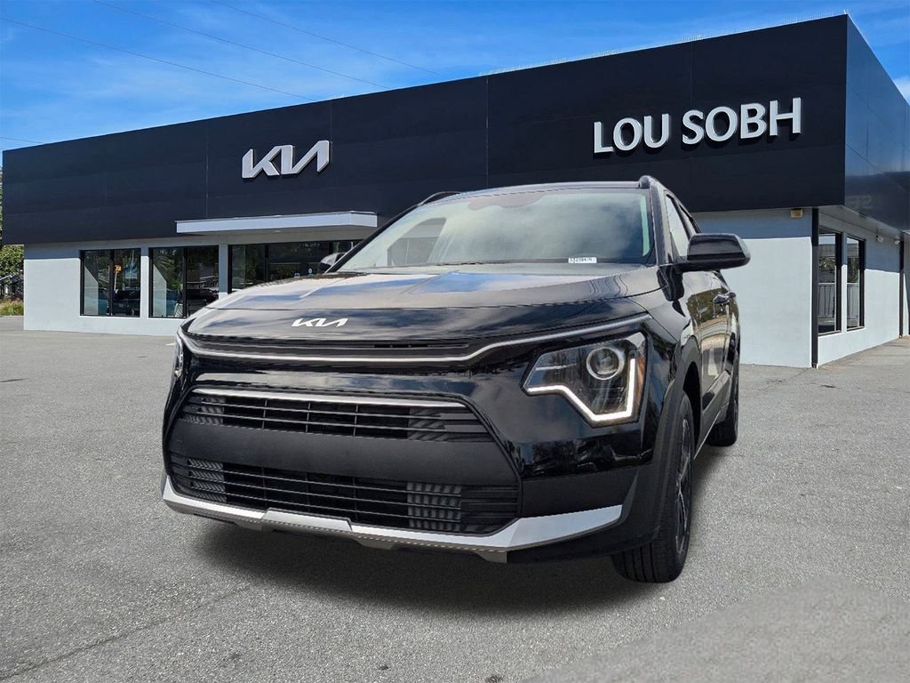 New 2025 Aurora Black Pearl Kia LX image 7
