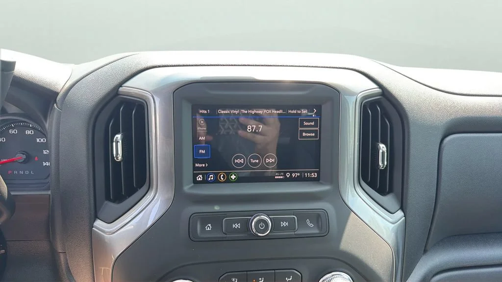 2026 GMC Sierra 1500 Pro - Photo 9