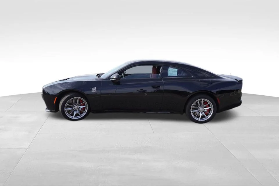 2025 Dodge Charger Daytona Scat Pack - Photo 8