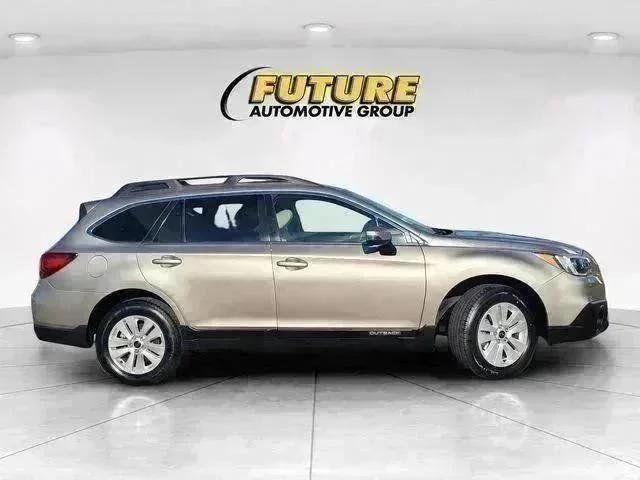 Used 2017 Gray Subaru Premium image 3