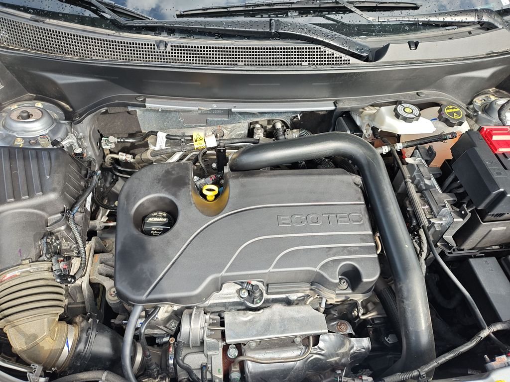 Used 2025 Gray Chevrolet LT image 25