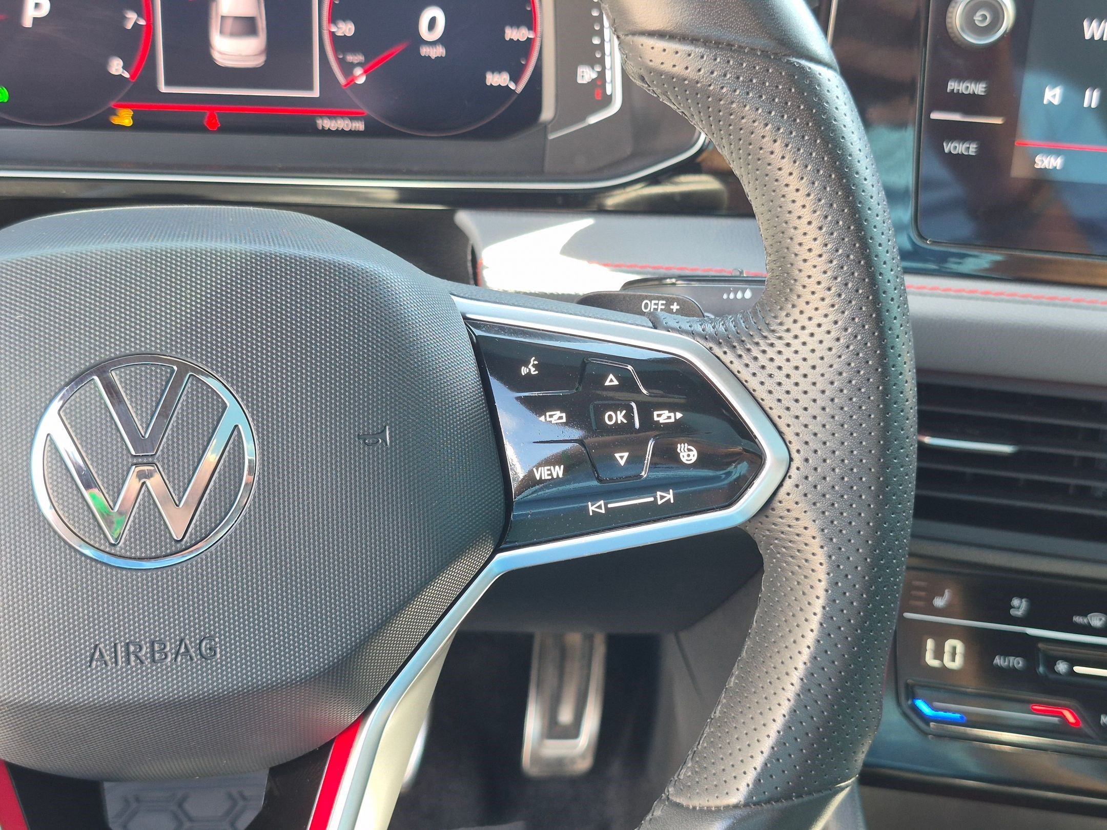 Certified Used 2025 Deep Black Volkswagen Autobahn image 20