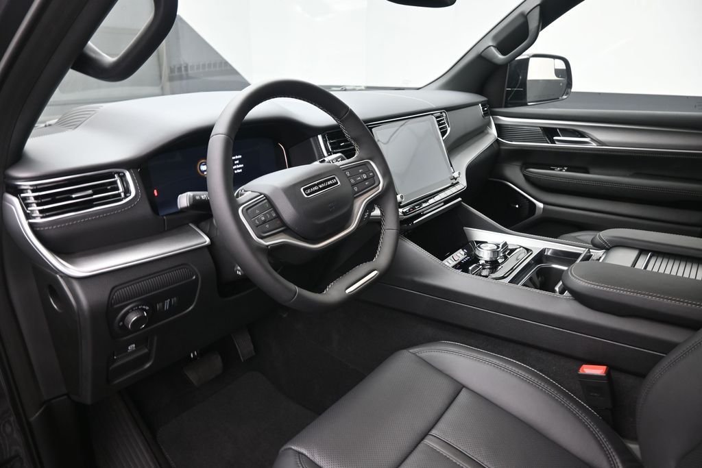 New 2026 Baltic Gray Metallic Clearcoat Jeep Limited Reserve image 19