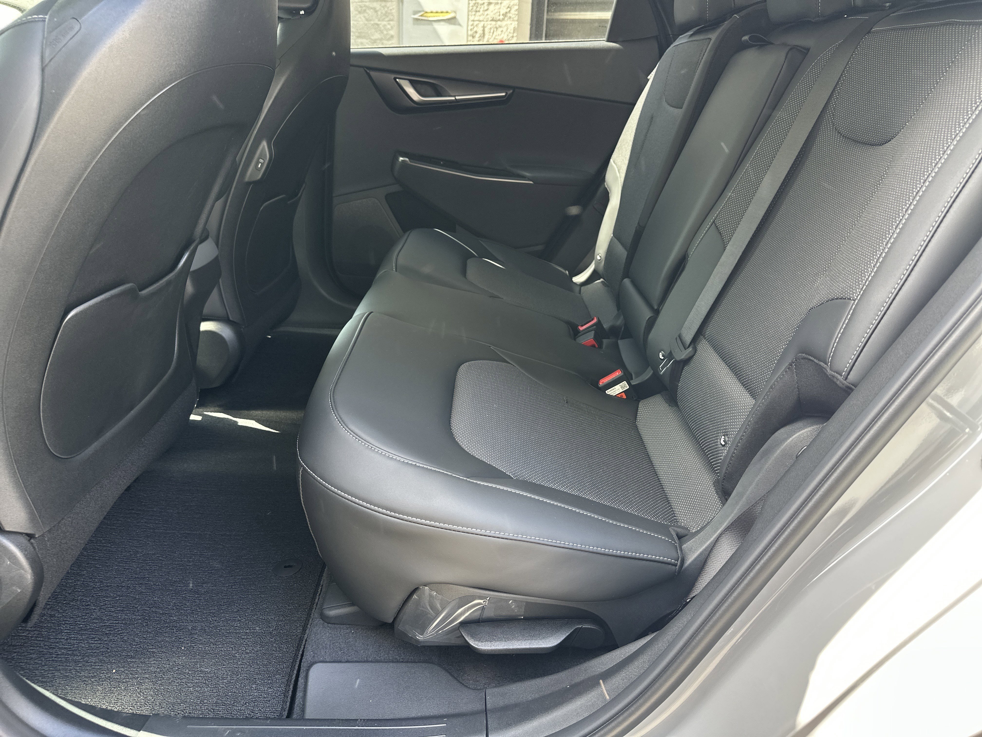 New 2026 Wolf Gray Kia LIGHT image 14