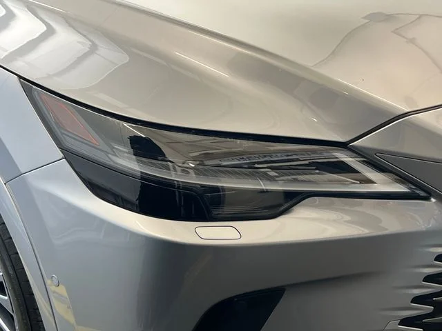 Certified Used 2025 Iridium Lexus 450h+ Luxury image 18