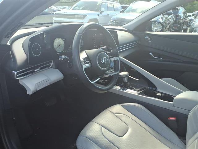 2023 Hyundai Elantra Limited - Photo 21