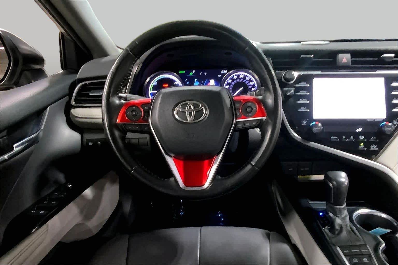 Certified Used 2020 Celestial Silver Metallic Toyota Hybrid XLE image 6