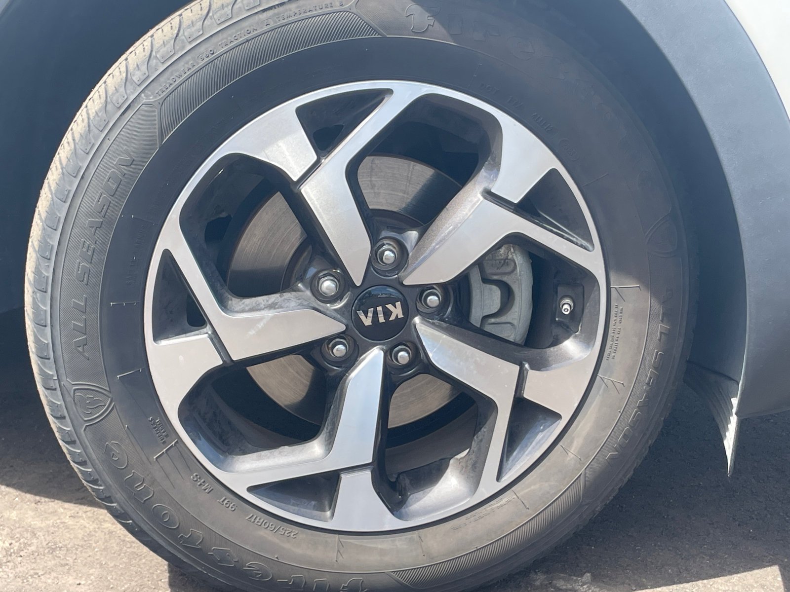 Used 2021 Snow White Pearl Kia LX image 8