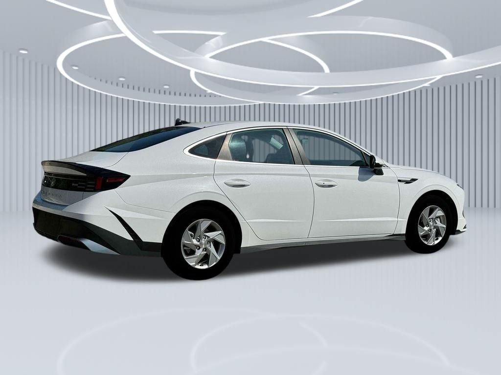 2025 Hyundai Sonata SE - Photo 27