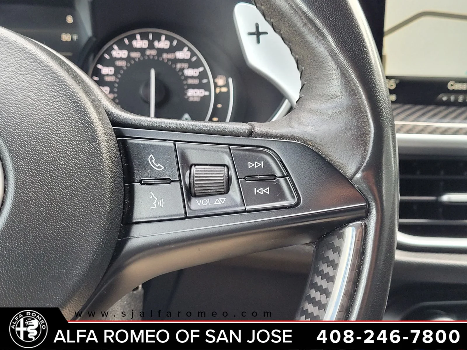 Used 2018 White Alfa Romeo Quadrifoglio image 21
