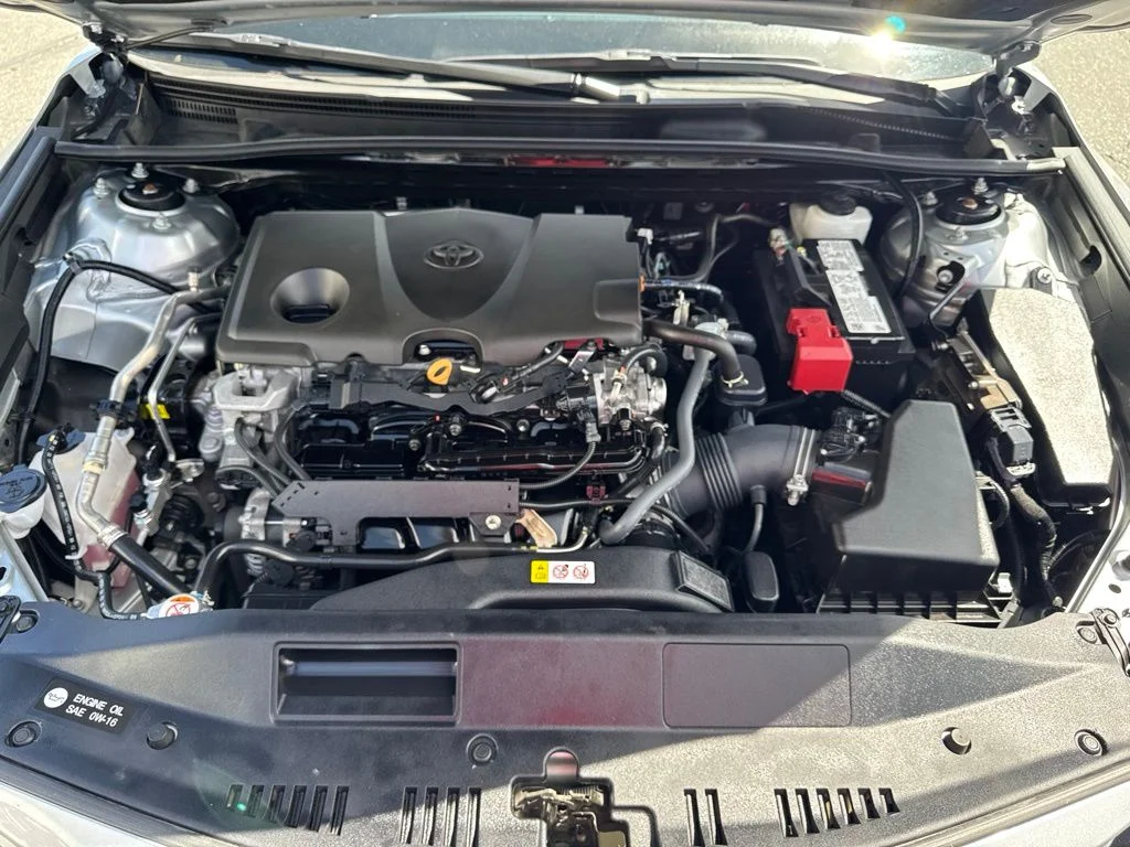 Used 2023 Silver Toyota LE image 17