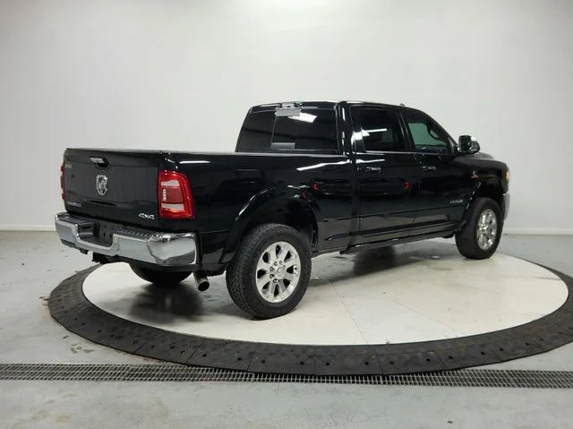 Used 2022 Black Ram Laramie image 8