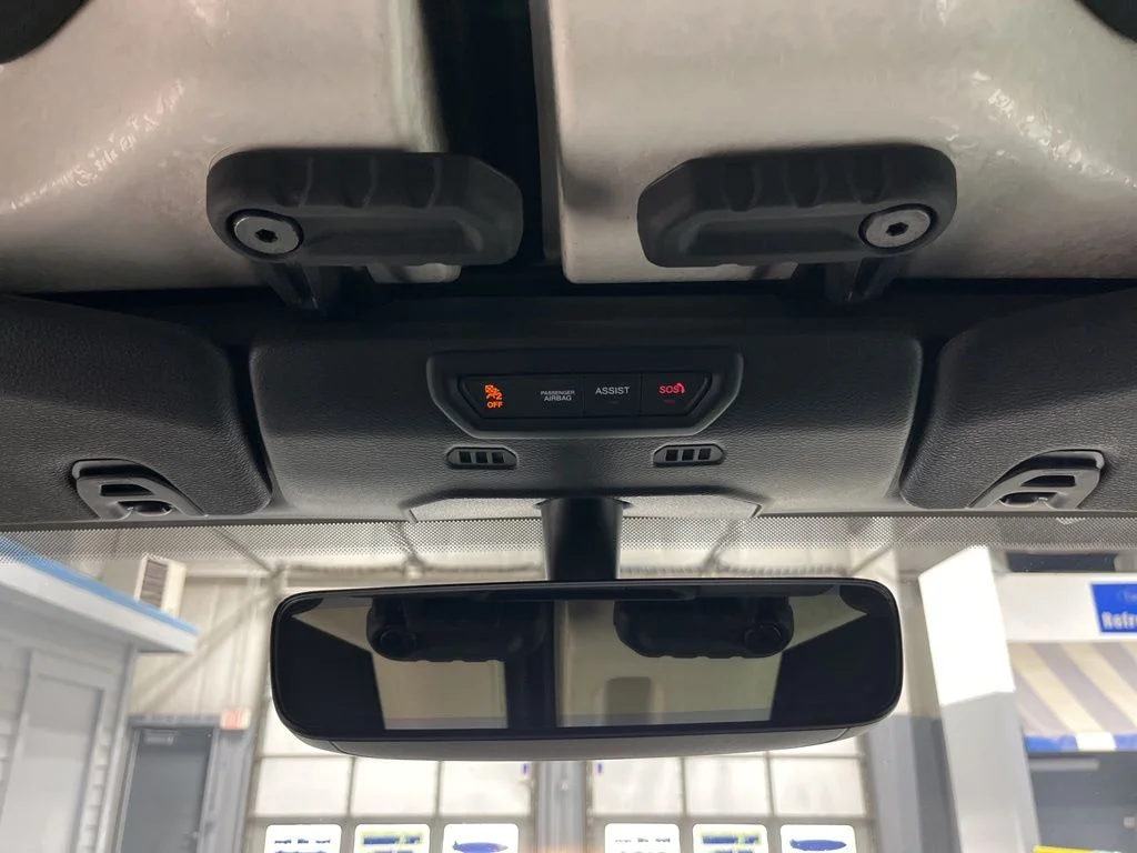 Used 2021 Sting-Gray Clearcoat Jeep Mojave image 33