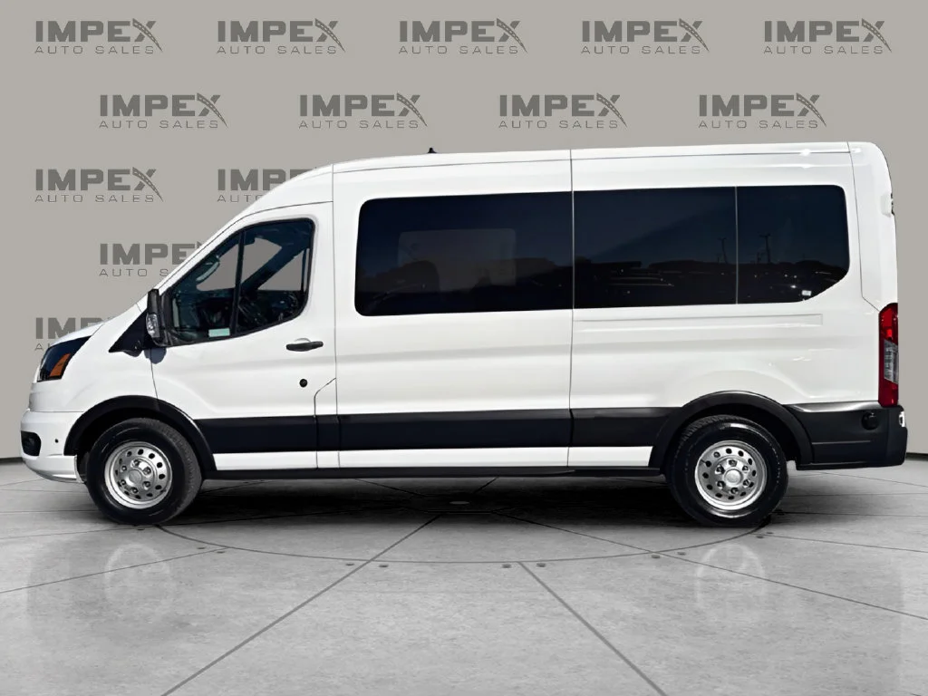 Used 2024 White Ford XLT image 2