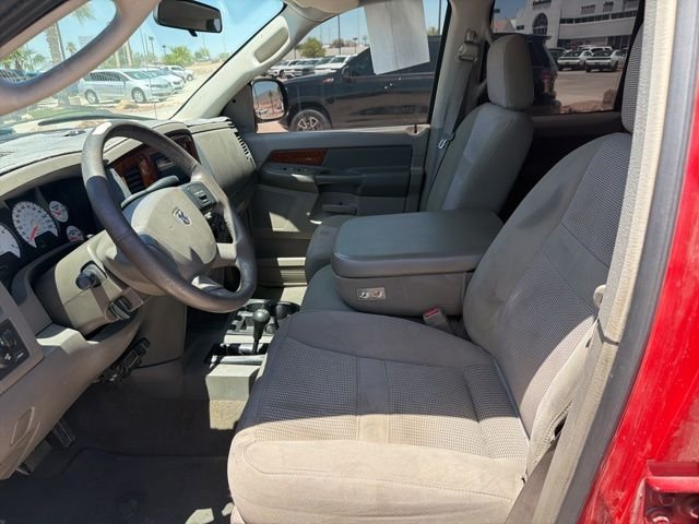 Used 2006 Red Dodge SLT image 5