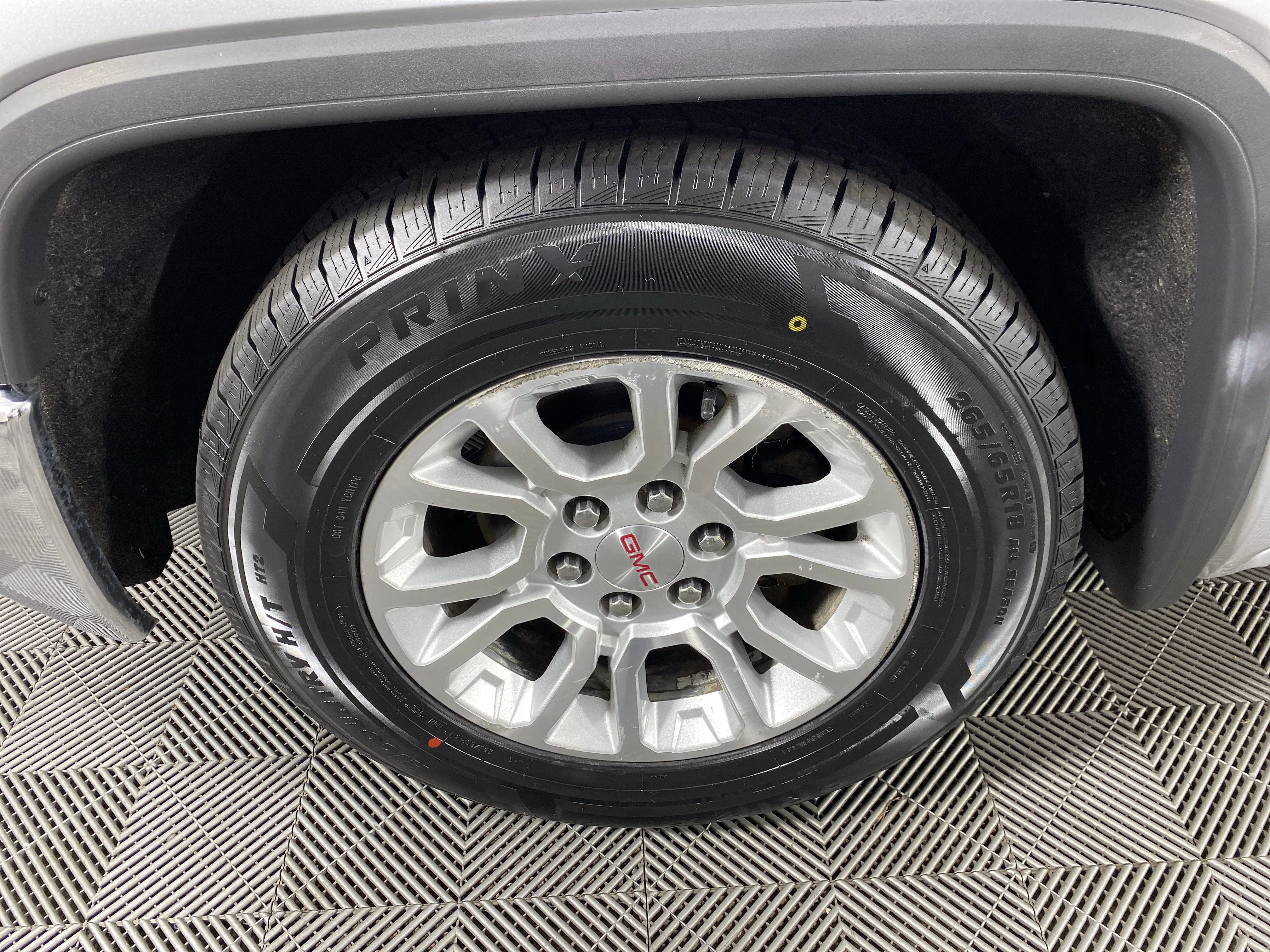 Used 2014 Quicksilver Metallic GMC Base image 7